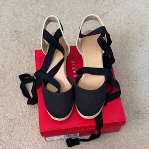 Kelly & Katie Black Espadrille Sandals